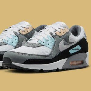 Nike Air Max 90 Cool Grey Pure Platinum Black Mens New RARE SIZE 13M